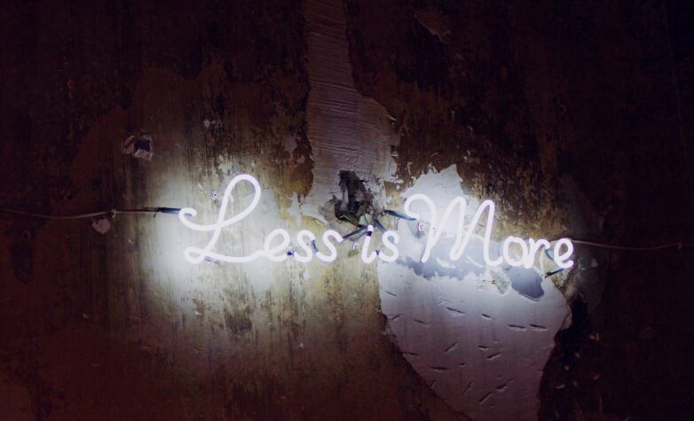 Comunicare meno, comunicare meglio