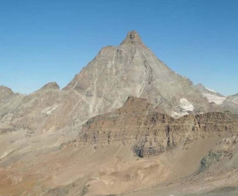 È il Sahara? No, il Cervino